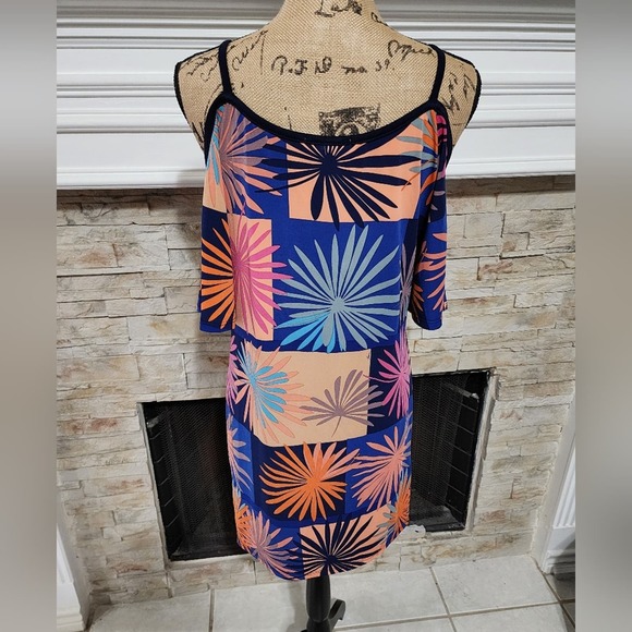 Trina Turk 60s 70s vibes floral Viola Cold Shoulder Dress coverup size 2 - Picture 5 of 8